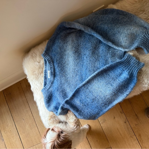 Blue Gradient Knit Sweater - Picture 6 of 7